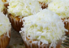 How To Make Coconut Cupcakes