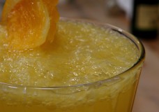 How To Make Mimosas