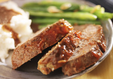 Deliciously Simple Homemade Meatloaf