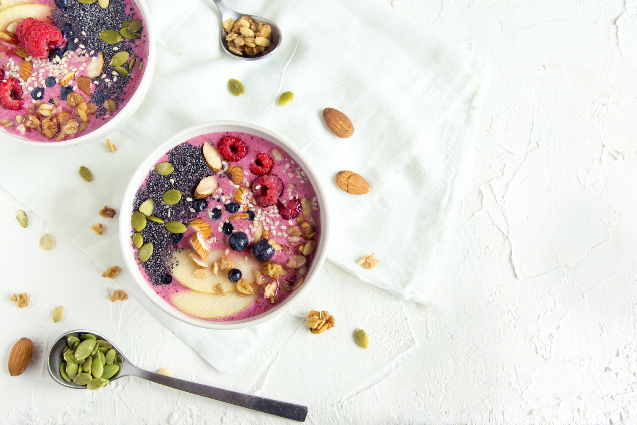 Keep the acai bowl toppings simple to stay healthy. 